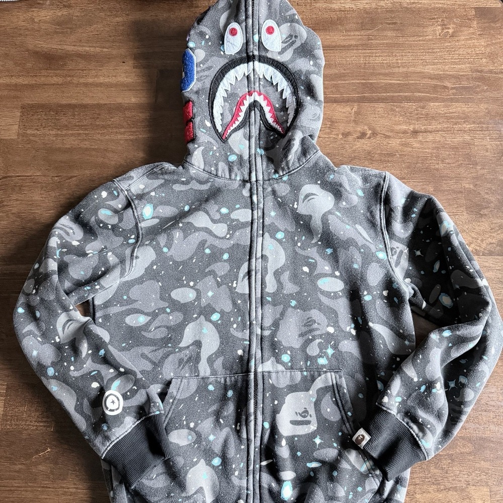 A Bathing Ape BAPE Space Camo Shark WGM Full-Zip Hoodie Mens Size Medium